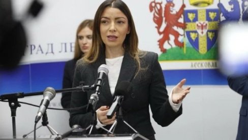 MESAROVIĆ OSUDILA NAPADE NA VESNU TURKULOV „Lažno su je optužili, SPASAVALA JE HILJADE ŽIVOTA“
