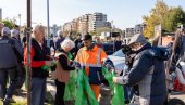 OČISTILI DUNAVSKI KEJ, SLEDI BAJLONI: Žitelji Starog grada u zajedničkoj akciji sa komunalcima (FOTO)