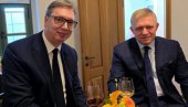 СРАМНО! Н1 УДАРИО НА ВУЧИЋА И ФИЦА: Намерно се разболели, да не би ишли у Москву СРАМНО! Н1 УДАРИО НА ВУЧИЋА И ФИЦА: Намерно се разболели, да не би ишли у Москву