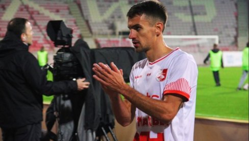 ЗНАТЕ ЛИ ШТА ЈЕ ФУДБАЛСКИ РЕЖИСЕР? Текст Јована Нишића због кога ћете се заљубити у фудбал