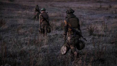 ТО СВИ ВИДЕ И ЗНАЈУ Песков: Русија већ неколико дана спремна да преда тела погинулих војника Украјини