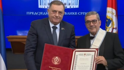 DODIK ODLIKOVAO SRĐU TRIFKOVIĆA: Profesor saopštio sjajne vesti za srpski narod (VIDEO)