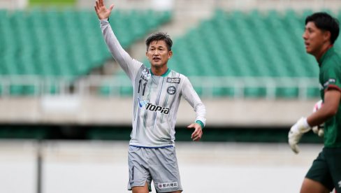 ИГРАЈ ТО ЈОШ МАЛО! Казујоши Мијура потписао нови професионални уговор у 59. години живота