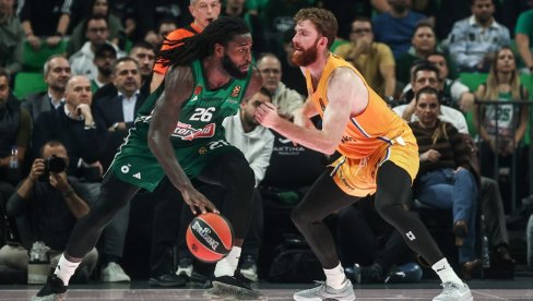 POČINJE SPEKTAKL, POVRATAK NAJDOMINANTNIJEG CENTRA: Aktuelni šampion nije blistao u plej-ofu, Fener je pokazao koliko može!