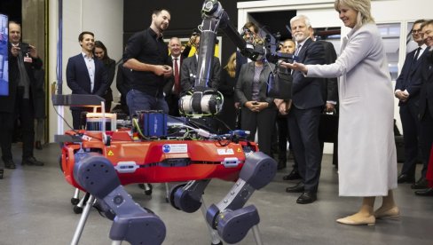 PAS ROBOT POMAŽE POLJOPRIVREDNICIMA: Da postanu profitabilniji (VIDEO/FOTO)