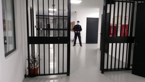 ТУЖИЛАШТВО ТРАЖИ ПРИТВОР: Осумњичени пајсером разбио главу младићу у Земуну
