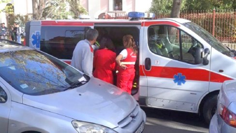 НАСТРАДАО МУШКАРАЦ: Судар воза и аутомобила од Футога према Бачком Петровцу