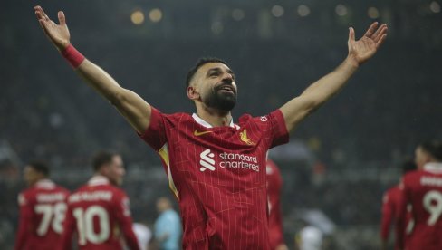 НИКО КАО САЛАХ: Док се води полемика око Египћанина, он пише историју!