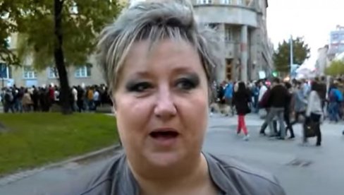 ФИЛОЗОФСКИ ФАКУЛТЕТ У НИШУ ДОНЕО ОДЛУКУ О ПОВРАТКУ НА НАСТАВУ: Прсла деканка Наталија Јовановић банана