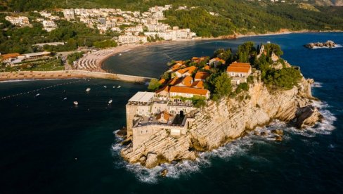 НА ПРИМОРЈУ СТАНОВИ СВЕ СКУПЉИ: Цена квадрата пробија рекорде, солидарна изградња снижава просек