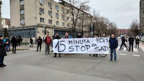 JA SAM UVEK SPREMAN DA PRIMIM STUDENTE Vučić poručio - Pozivam ih da razgovaramo, oni moraju da imaju odgovornost