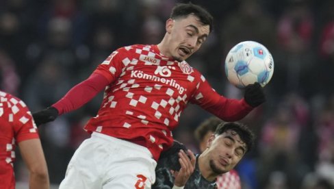 PREDLOZI ZA GOLOVE: Tip izdvaja - vi birate