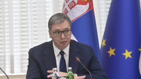 KO STE VI DA VODITE BILO ČIJE DETE NA ULICU? Vučić na sednici Vlade o zloupotrebi dece - Po kom zakonu je to dozvoljeno?