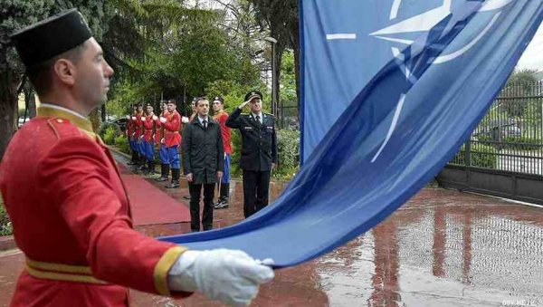 СКУПО ПЛАЋЕНО ПАРТНЕРСТВО: Премијер Спајић потврдио верност НАТО нарочито око подршке Украјини и најавио више новца Алијанси до 2,3 одсто