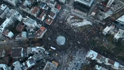 АМЕРИЧКИ МЕДИЈИ ПИШУ: Није студентски протест, већ политички протест против Вучића!