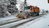 POJAČAN SAOBRAĆAJ, POSEBNO KA PLANINAMA: Na graničnim prelazima nema zadržavanja