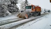 МЕТЕО АЛАРМ РХМЗ - ЛЕДЕНИ ДАНИ НЕГДЕ И СНЕГ: Временска прогноза за 15. јануар