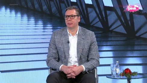 (UŽIVO) VUČIĆ U HIT TVITU: I kamen bi zaplakao kad pomisli na Saru i Valentinu - predsednik o porodici Firić i zloupotrebama tragedije