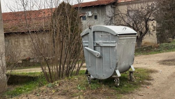 ВАШТАЧИЋЕ СЕ МЕНТАЛНО ЗДРАВЉЕ МАЈКЕ, КОЈА ЈЕ БАЦИЛА БЕБУ У ЗЕМУНУ: Одређен јој и притвор ВАШТАЧИЋЕ СЕ МЕНТАЛНО ЗДРАВЉЕ МАЈКЕ, КОЈА ЈЕ БАЦИЛА БЕБУ У ЗЕМУНУ: Одређен јој и притвор