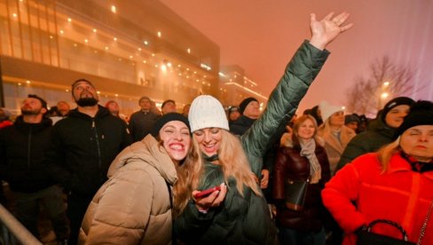 VELIČANSTVENO: Ovako je izgledao doček Nove godine u Beogradu na vodi