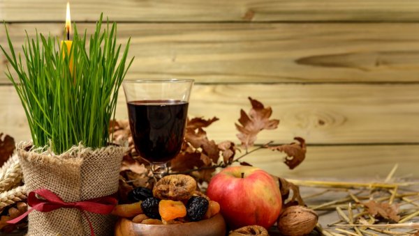 ПОЧЕО ЈЕ БОЖИЋНИ ПОСТ: Ево шта се сме, а шта не сме - Ово су јасна правила