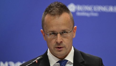 NEĆEMO TOLERISATI MEŠANJE STRANIH SILA Sijarto: Ranija administracija SAD nije uspela da obori Orbana, neće uspeti ni Brisel