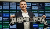 SA NJIM PARTIZAN NE ZNA ZA PORAZ: Srđan Blagojević u odabranom društvu - samo jedan čovek ima impresivniji učinak SA NJIM PARTIZAN NE ZNA ZA PORAZ: Srđan Blagojević u odabranom društvu - samo jedan čovek ima impresivniji učinak