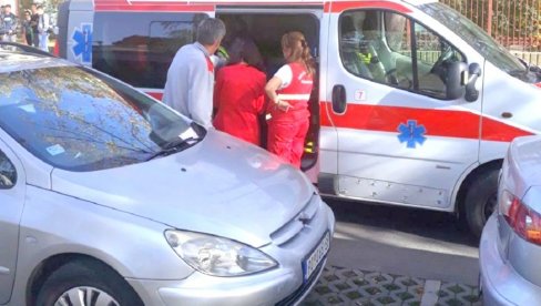 NESREĆA NA NA VAŠARU U LIPNICI KOD LOZNICE: Dečak pao u igraonici