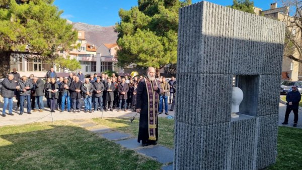 ДЕЧАК ЈУНАК ЗА ВЕЧНОСТ: служен парастос Александру Малеши, најмлађем борцу Требињске бригаде