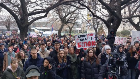 I NAJGORA VLAST JE BOLJA OD ONE IZABRANE NA ULICI  Šukalo o studentskim protestima: Tako se ne stvara sistem, tako se pravi anarhija.