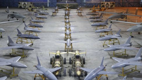 КИНА ГРАДИ НОВУ ДОКТРИНУ РАТА: Ројеви дронова као оружје које исцрпљује противника (ВИДЕО)