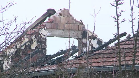 OVO JE STARAČKI DOM U KOM JE STRADALO OSAM OSOBA: Oglasio se i MUP Srbije, sumnja se da je požar podmetnut (FOTO)