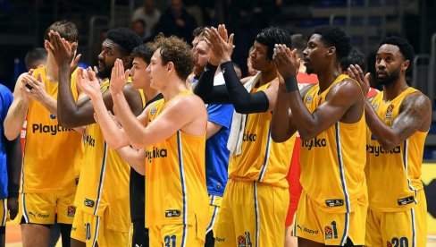 ГОТОВО ЈЕ: Макаби задржао једног од најбољих играча