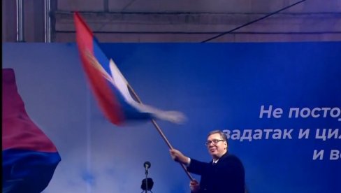 TROBOJKA NAS JE ODRŽALA: Vučić - Da sačuvamo Srbiju, da živi naša Srbija!