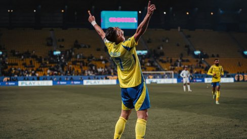 RONALDOV SIN RASTUŽIO HRVATE: Golove proslavio u tatinom stilu (VIDEO)