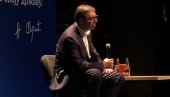 OGLASIO SE VUČIĆ: Izabran sam da ne dozvolim da ulica upravlja Srbijom