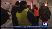 OPOZICIJA DIVLJA U BOGATIĆU: Upali u zgradu opštine i napravili haos - razvalili vrata (FOTO/VIDEO)