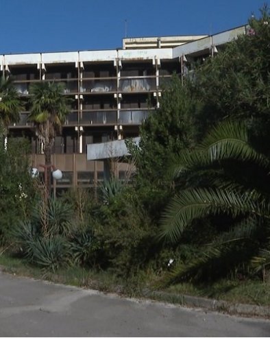 СТЕЧАЈ У ВЕКТРИ: Уместо заштите имовине и поверилаца заштита интереса  појединаца из управе