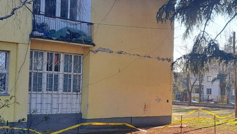 РАДОВИ НА ЛЕТО: Напукли зид зграде ОШ Бранислав Нушић на Вождовцу биће саниран