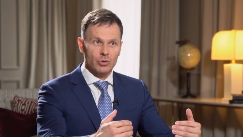 ОГРОМАН УСПЕХ СМО НАПРАВИЛИ Министар Мали у парламенту представио законе из надлежности Министарства финансија