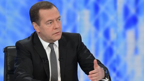 САТАНСКИ ОЛОШ, СПАЛИТЕ ИХ У ПАКЛУ Медведев полудео због срамних поступака Кијева
