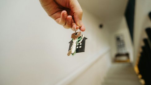 VELIKO INTERESOVANJE ZA PRVU NEKRETNINU: Stanove po subvencionisanim kamatama kupilo 3.755 mladih VELIKO INTERESOVANJE ZA PRVU NEKRETNINU: Stanove po subvencionisanim kamatama kupilo 3.755 mladih