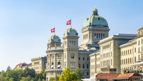 ŠVAJCARSKA AGITUJE U SRBIJI POD PLAŠTOM RAZVOJNE POMOĆI: Veltvohe bruji o skupom mešanju u unutrašnje stvari druge zemlje