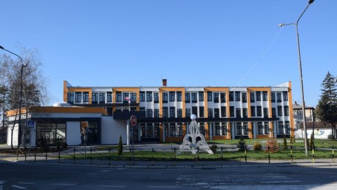 НОВО ИЗДАЊЕ ШКОЛСКОГ МАГАЗИНА: Априлско издање НОВО ИЗДАЊЕ ШКОЛСКОГ МАГАЗИНА: Априлско издање