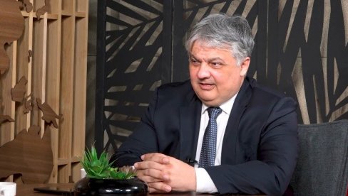 ВЕЛИКИ БРОЈ ТАЈКУНСКИХ МЕДИЈА СЕ НЕ ЛИБИ ЗЛОУПОТРЕБА: Вештачење доказало да је монтиран објављени аудио снимак разговора Лучића и Милера