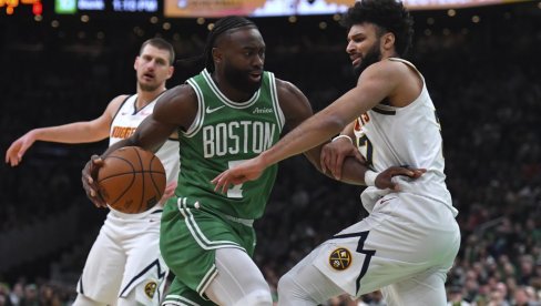 PREDLOZI ZA GRANICE POENA KOŠARKAŠA: Braun i Pričard predvode Boston, Karl-Entoni Tauns prebacuje granicu...