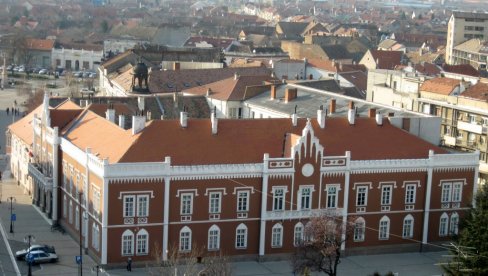 ZAŠTITA, PA STARI SJAJ: Počinje rekonstrukcija Gradske kuće u Vršcu, gotskog zdanja starog 165 godina (FOTO)