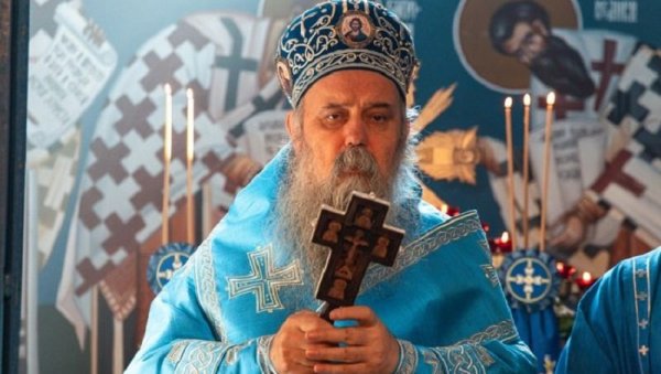 СЛАВА РЕПУБЛИКЕ СРПСКЕ: Митрополит Фотије посветио песму