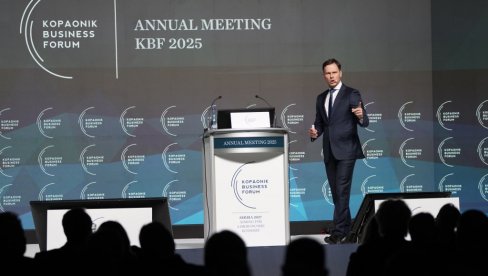 MALI NA KOPAONIK BIZNIS FORUMU: Ušli smo u red zemalja sigurnih za investicije MALI NA KOPAONIK BIZNIS FORUMU: Ušli smo u red zemalja sigurnih za investicije