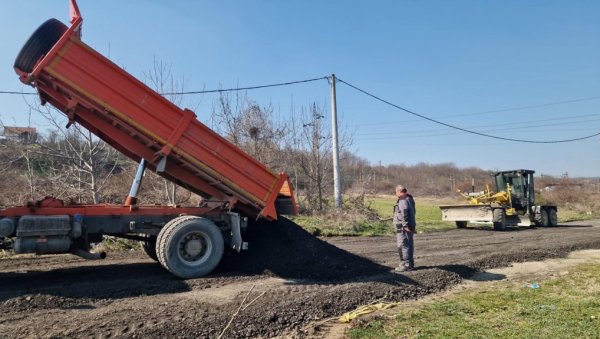 ЛАПОВО УРЕДИЛО ПРИЛАЗНИ ПУТ: Безбеднији приступ запосленима и добављачима